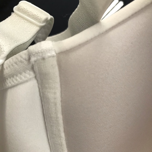 Vanity Fair 36D White NWOT Bra - Picture 8 of 10